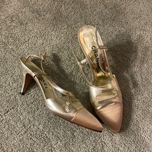 Vintage Chanel Pumps